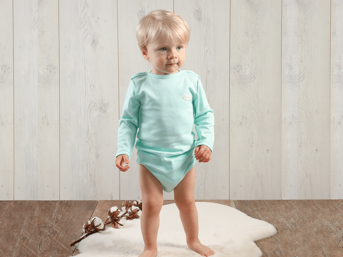 Les différentes manières de porter le body pour bébé Bebesavenue.fr