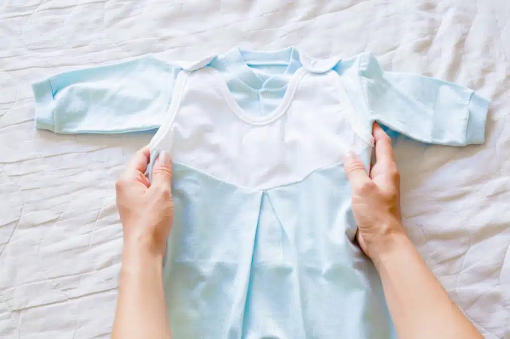 ranger les vêtements de votre bébé 