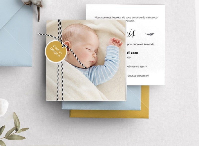 Pourquoi envoyer une carte postale personnalisée à un proche à l’occasion d’une naissance